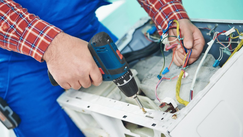 Kırkağaç Çetintaş Çetintaş çamaşır makinesi kart tamiri – Su almama arızası orijinal parça ile giderildi. - Teknik servis örneği